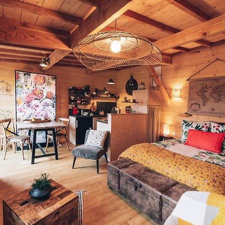 La Cabane Du Bon Chemin ,Spa Laval  Esterno foto