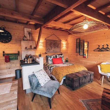 La Cabane Du Bon Chemin ,Spa Laval  Esterno foto