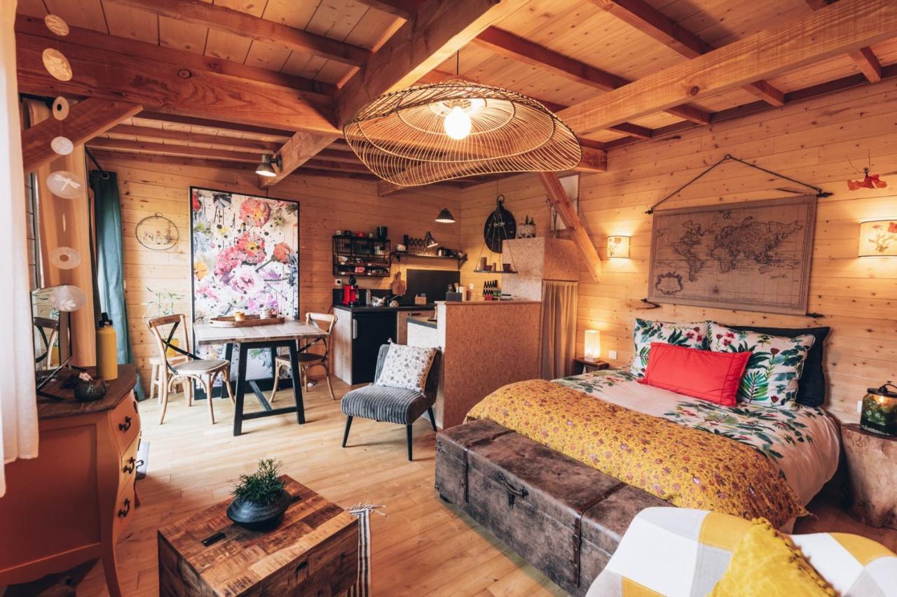 La Cabane Du Bon Chemin ,Spa Laval  Esterno foto